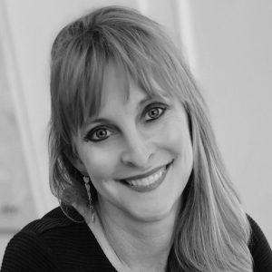 Jennifer J_B&W 300×300